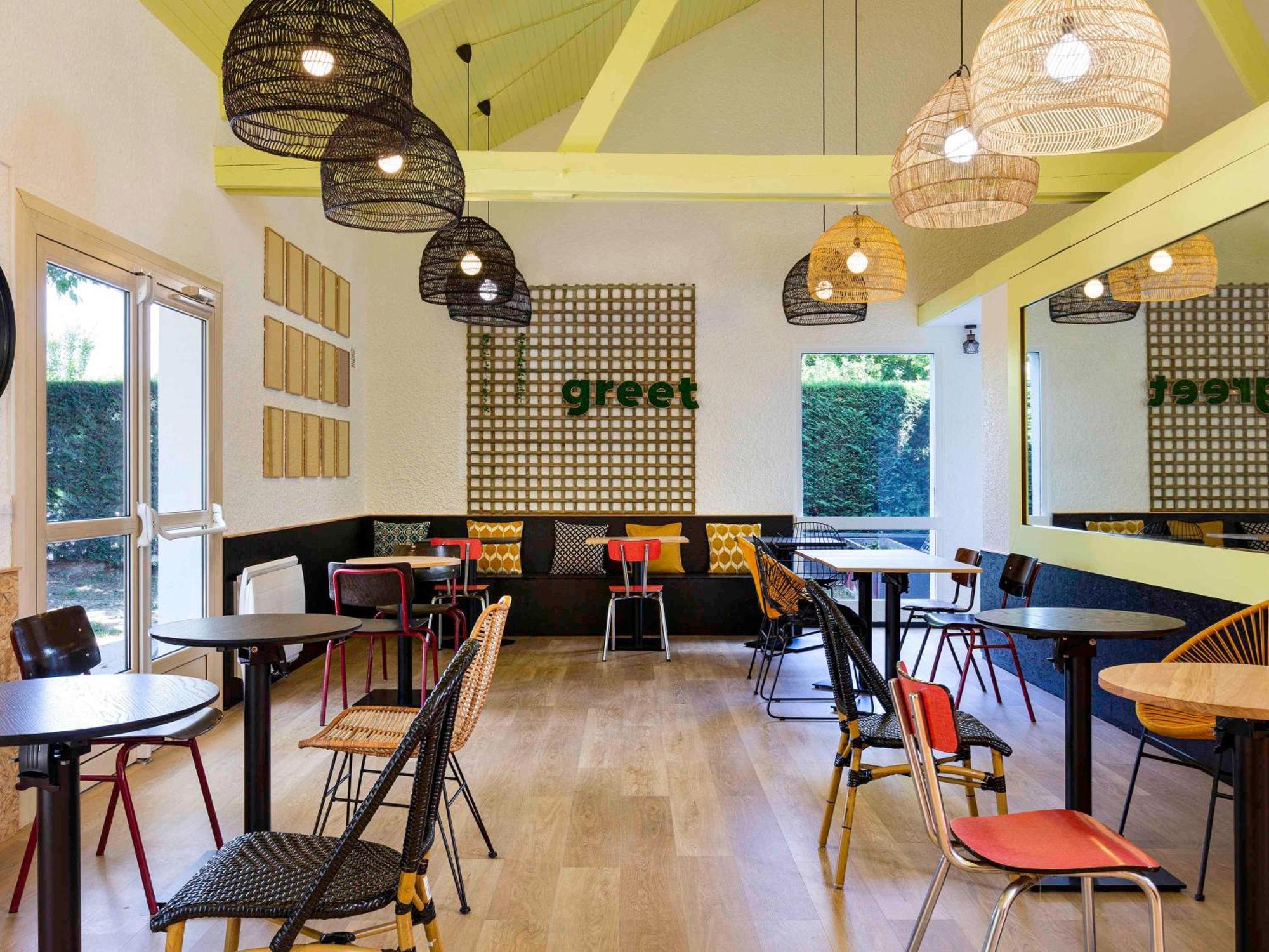 Greet Hotel Villeneuve La Garenne - Renove Zewnętrze zdjęcie