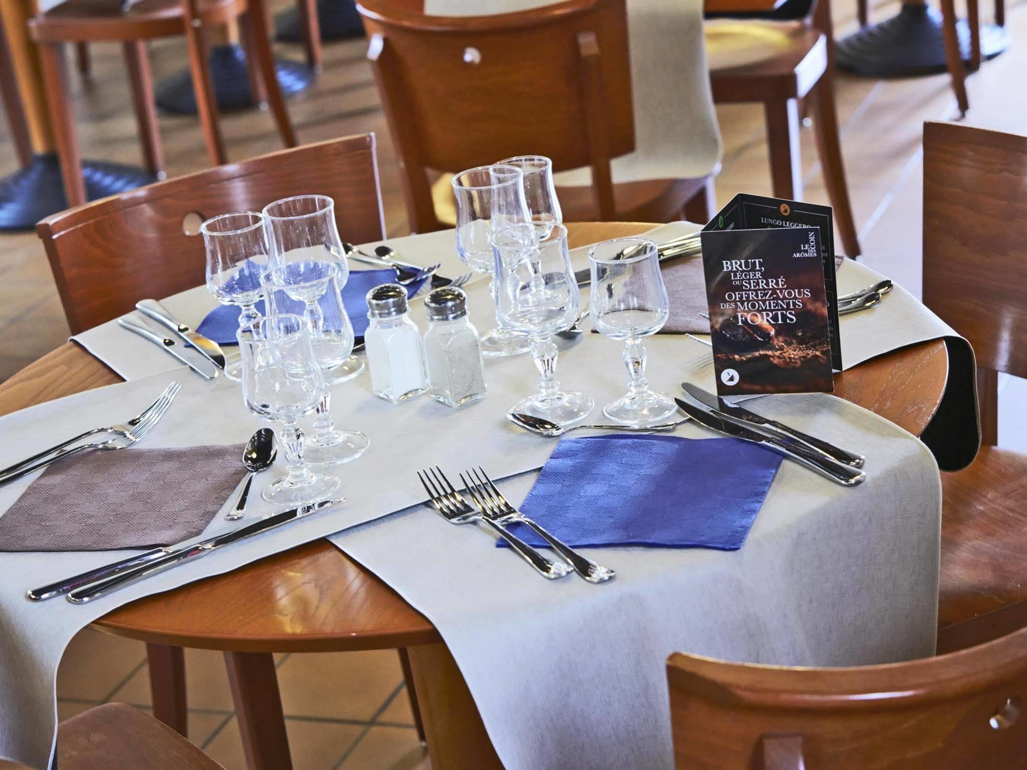 Greet Hotel Villeneuve La Garenne - Renove Zewnętrze zdjęcie