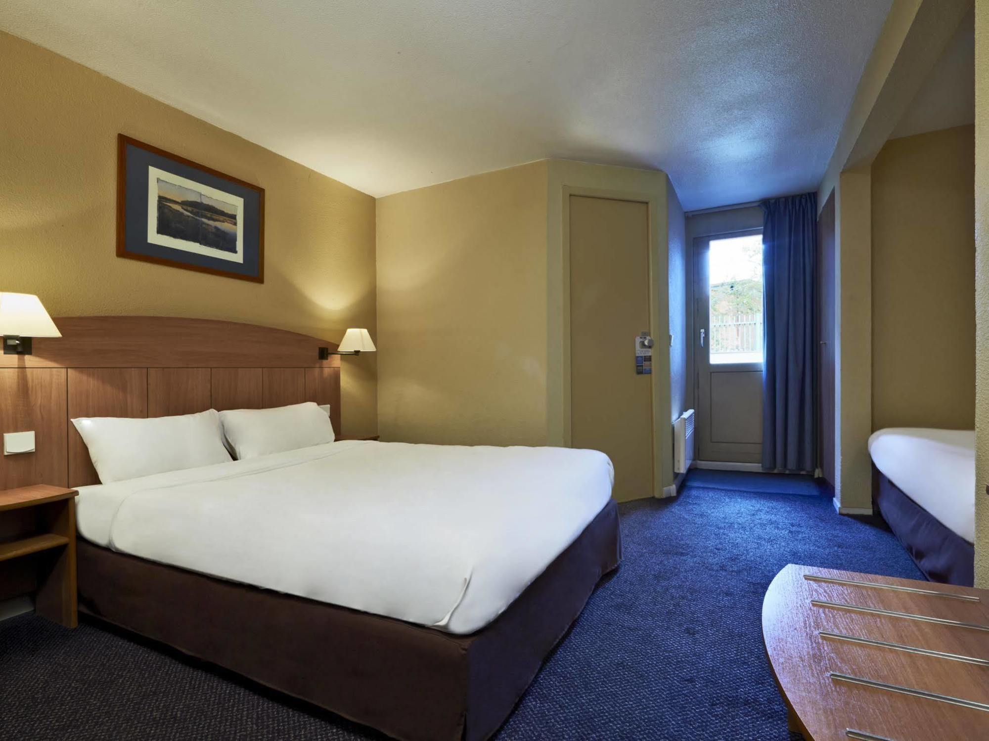 Greet Hotel Villeneuve La Garenne - Renove Zewnętrze zdjęcie