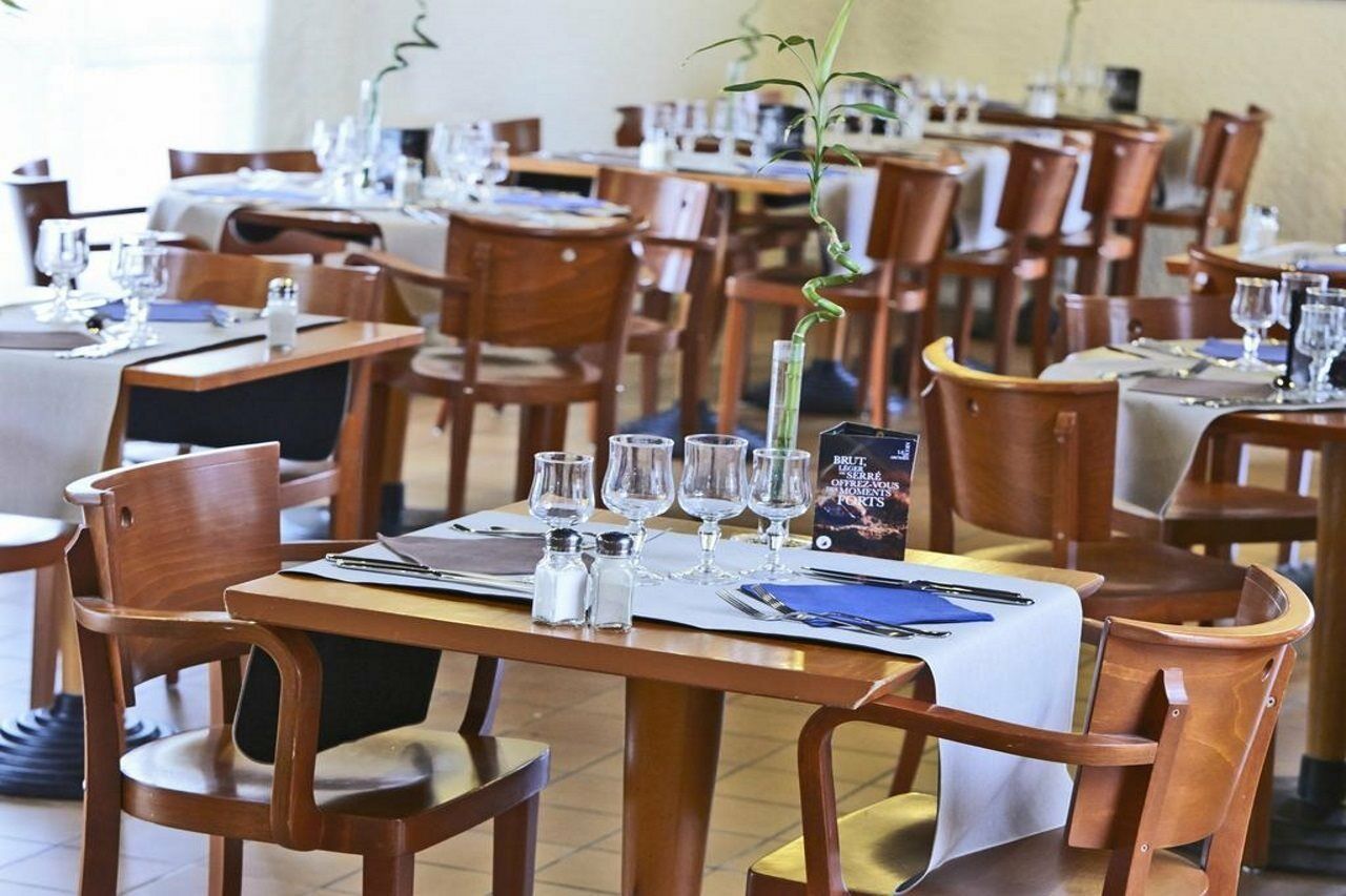 Greet Hotel Villeneuve La Garenne - Renove Zewnętrze zdjęcie